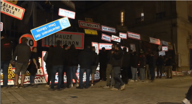 découvrez notre comparatif des panneaux à niort pour faire le meilleur choix. analysez les fonctionnalités, prix et avis des différents modèles pour répondre à vos besoins en matière d'énergie renouvelable.