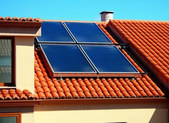 d&eacute;couvrez comment les panneaux solaires pour maison &eacute;volueront en 2025. profitez des derni&egrave;res innovations technologiques, des incitations gouvernementales et des conseils pour optimiser votre installation solaire. &eacute;conomisez sur vos factures d'&eacute;nergie tout en contribuant &agrave; un avenir durable.